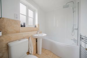 Family bathroom- click for photo gallery